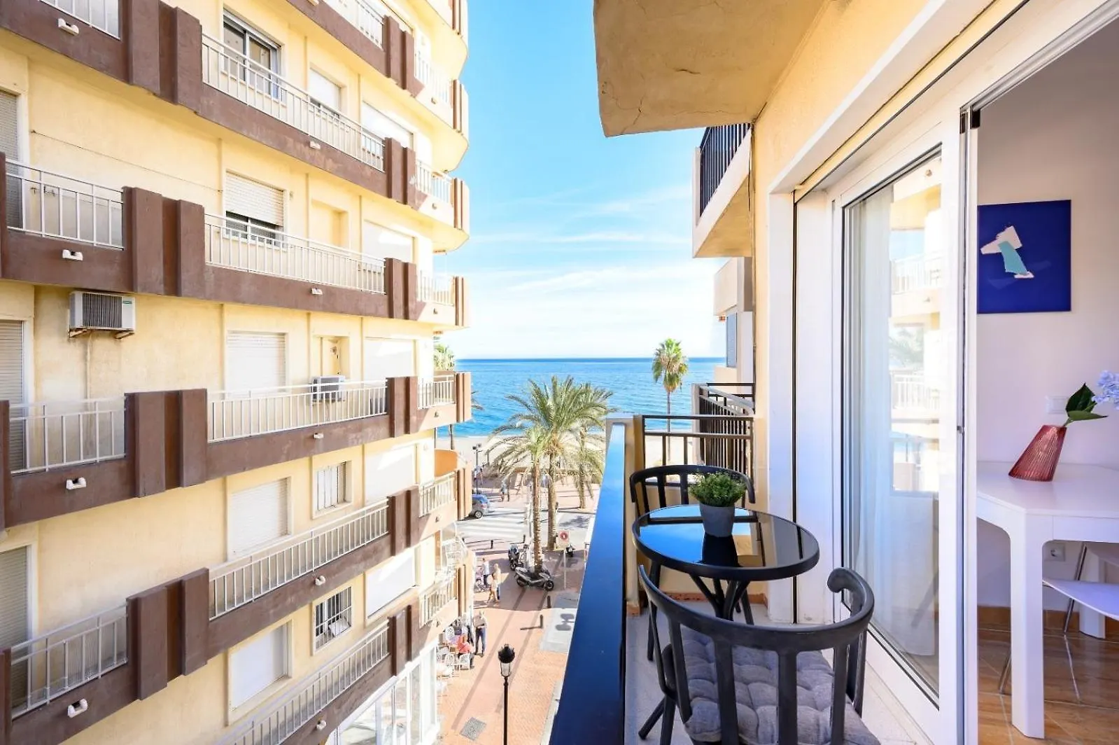 דירות פואנגירולה El Yate In Front Of The Sea By 10Tosea